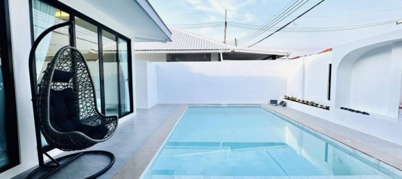 4 bedrooms House in Pattaya, Thailand No. 26682 6