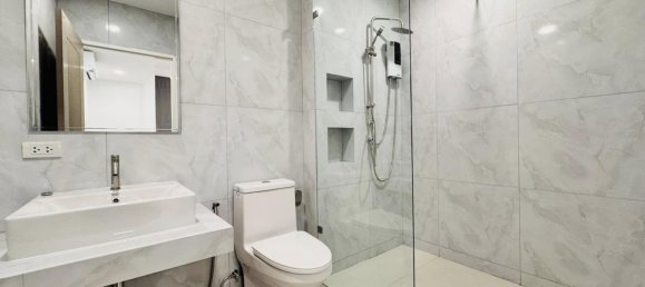 4 bedrooms House in Pattaya, Thailand No. 26682 25