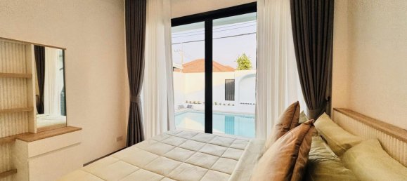 4 bedrooms House in Pattaya, Thailand No. 26682 17