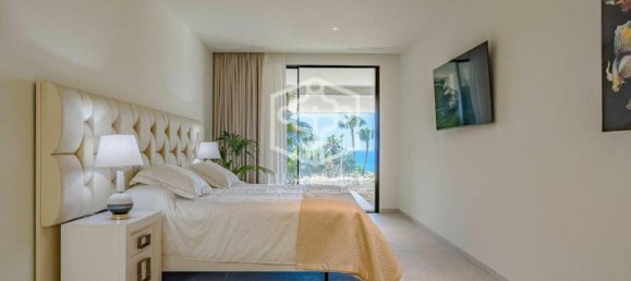 3 bedrooms Villa in Adeje, Spain No. 16406 2