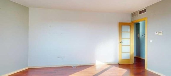 3 Schlafzimmer Wohnung in Zaragoza, Spain, Nr. 21667 7