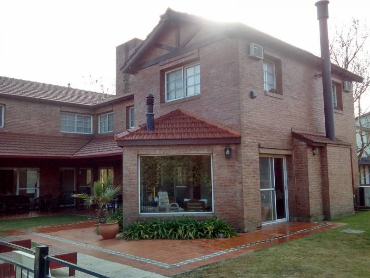 Casa T6 em Escobar, Argentina N.º 96993