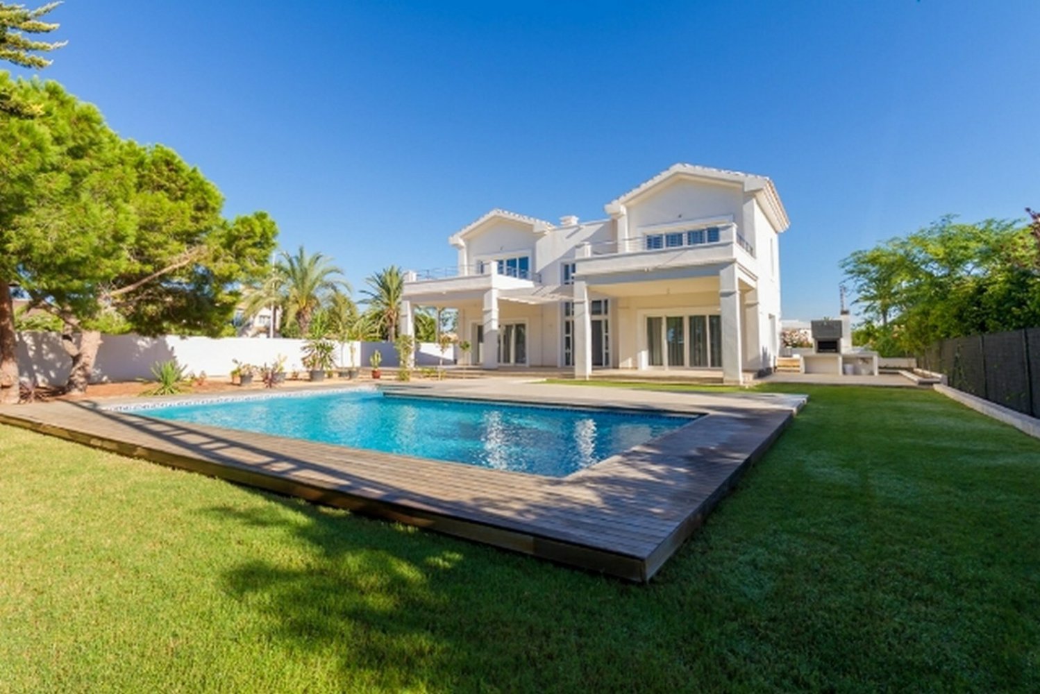 4 bedrooms House in Cabo Roig, Spain No. 284825
