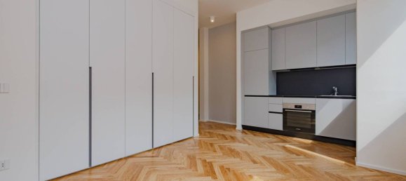 1 bedroom Apartment in Milan, Italy No. 346766 4