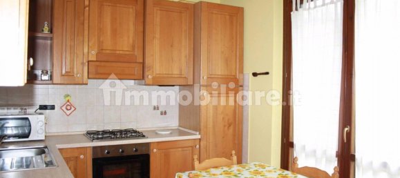 3 bedrooms House in Pioraco, Italy No. 143270 8