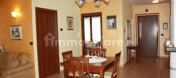 3 bedrooms House in Pioraco, Italy No. 143270 6