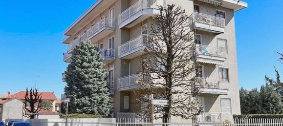 3 rooms Apartment in Arluno, Italy No. 11701 25