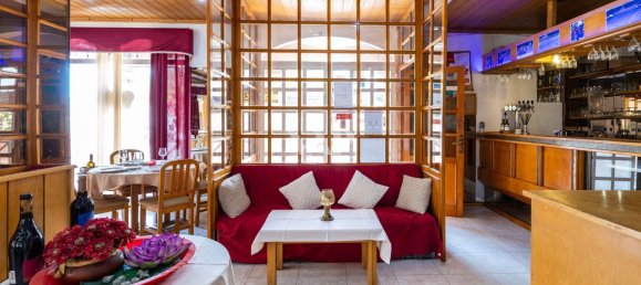 Отель, гостиница 138м² в Картейра, Португалия № 68011 2