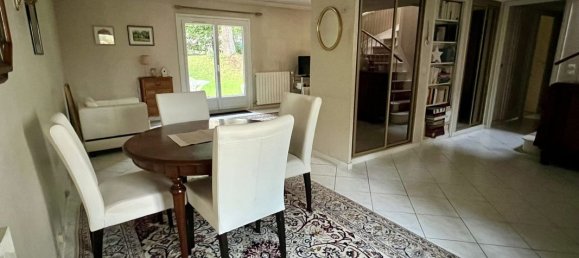 Casa de 4 dormitorios en Les Essarts-le-Roi, France No. 333415 3