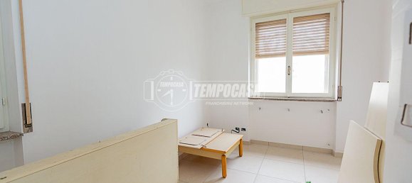 4 rooms Villa in Casalpusterlengo, Italy No. 11604 39