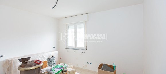 4 rooms Villa in Casalpusterlengo, Italy No. 11604 14