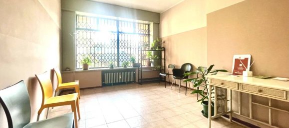 3 Schlafzimmer Wohnung in Turin, Italy, Nr. 75889 6