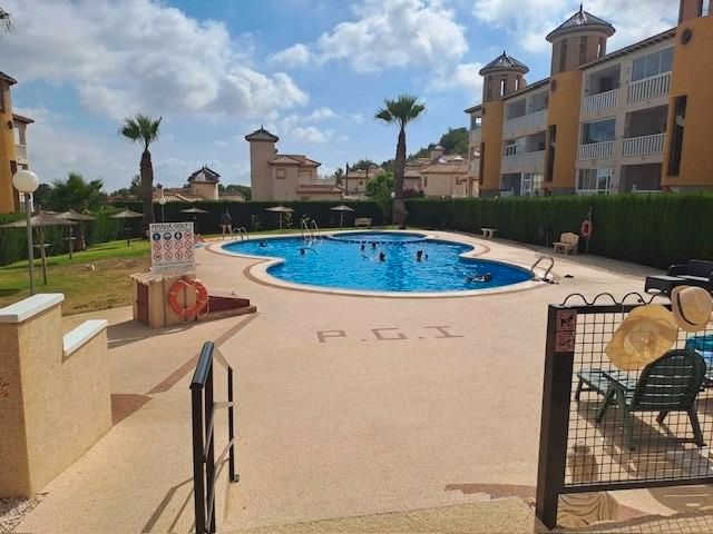 2 bedrooms Penthouse in Alicante, Spain No. 90666