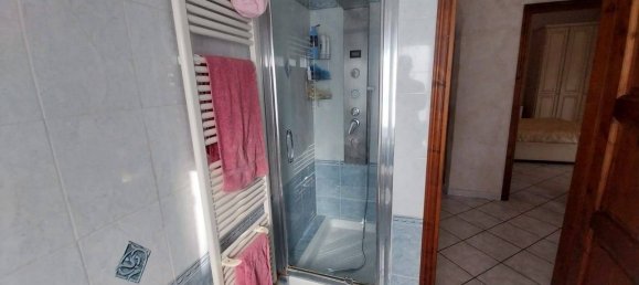 2 bedrooms Apartment in Dicomano, Italy No. 131120 9