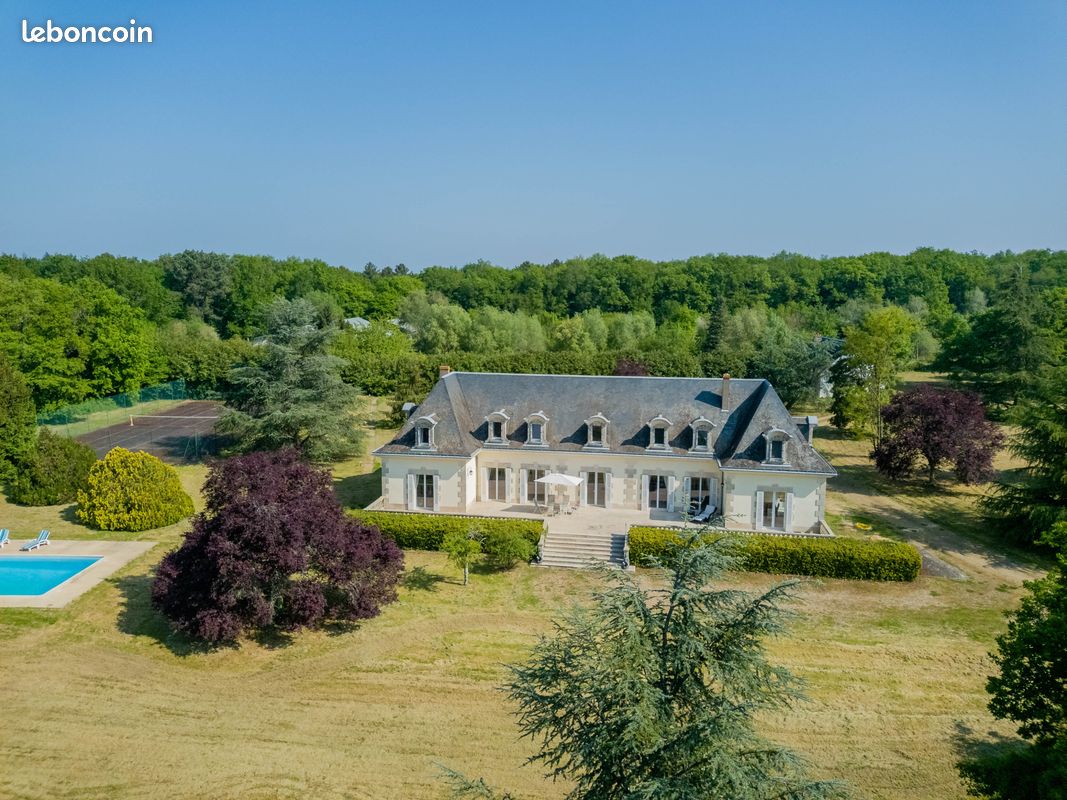 8 Schlafzimmer Haus in Azay-le-Rideau, France, Nr. 79130