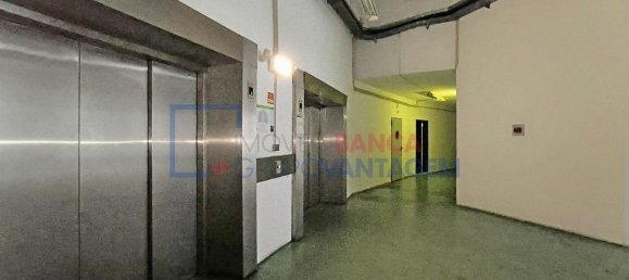 Bâtiment à Oeiras, Portugal 7351m² No. 72204 13