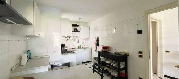 Квартира с 5 комнатами в Санта Маргерита Лигуре, Италия № 172004 7