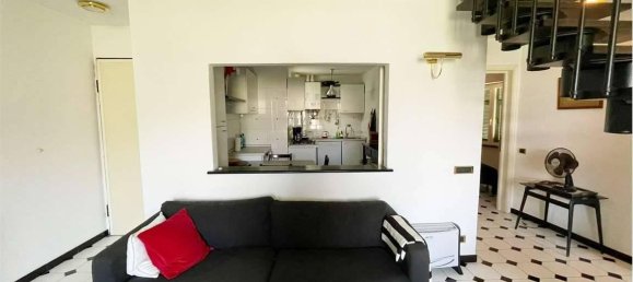 Квартира с 5 комнатами в Санта Маргерита Лигуре, Италия № 172004 4