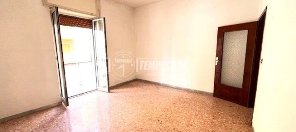 2 rooms Apartment in Foggia, Italy No. 275047 7