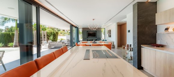 4 Schlafzimmer Haus in Marbella, Spain, Nr. 148388 9