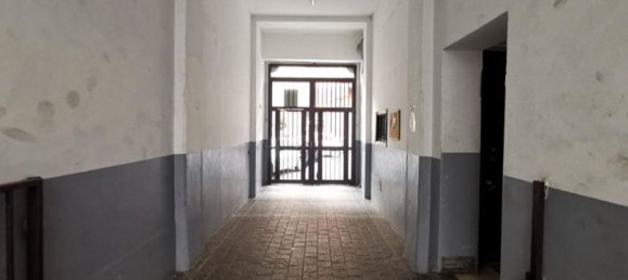 Studio in Milan, Italy, Nr. 245430 7