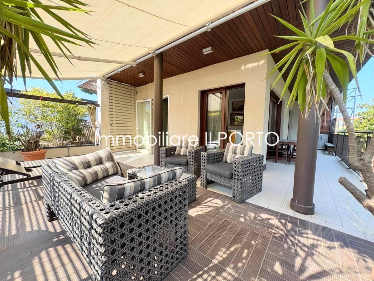 3 rooms Apartment in Comacchio, Italy No. 33576