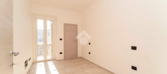 2 غرف نوم بانتهاوس في Turin, Italy رقم 356645 9