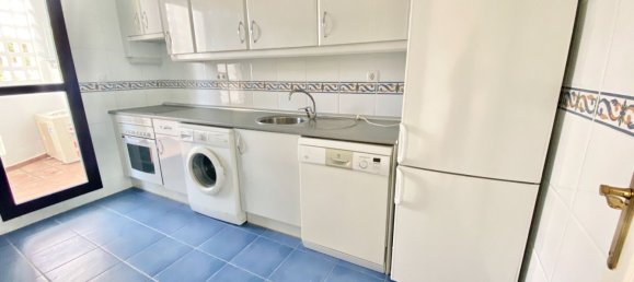 1 bedroom Apartment in Marbella, Spain No. 150038 7