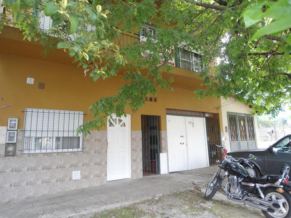 Apartamento T2 em General San Martin, Argentina N.º 10318