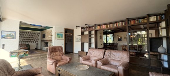 Дом с 5 комнатами в Боттроп, Германия № 309785 2