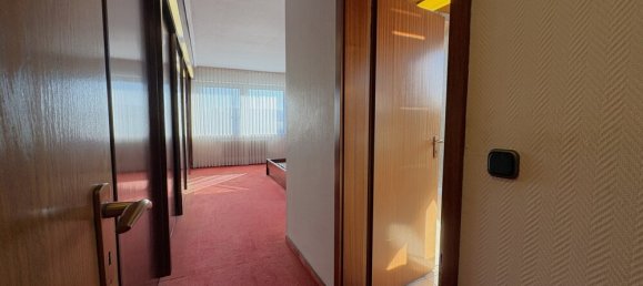 Дом с 5 комнатами в Боттроп, Германия № 309785 18