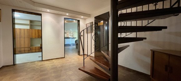 Дом с 5 комнатами в Боттроп, Германия № 309785 11