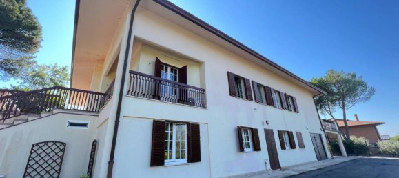 Villa de 8 habitaciónes en Perugia, Italy No. 149974 4