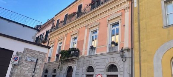 5 rooms Apartment in Benevento, Italy No. 345741 2