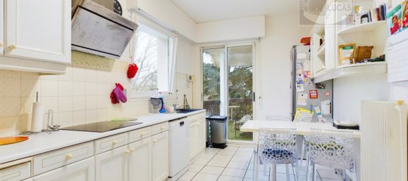 5 bedrooms Villa in Verrieres-le-Buisson, France No. 165447 3