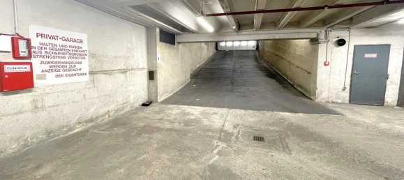 Parking à Favoriten, Austria No. 122388 5