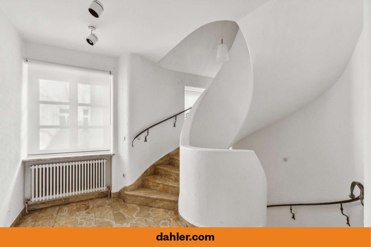 3 bedrooms Villa in Furstenfeldbruck, Germany No. 331100