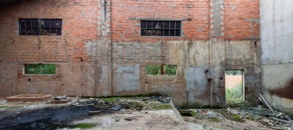  Commercial property in Mira, Portugal No. 261336 20