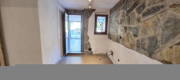 8 rooms House in Camaiore, Italy No. 51750 12