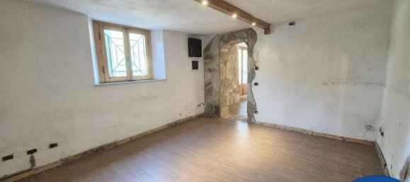 8 rooms House in Camaiore, Italy No. 51750 18