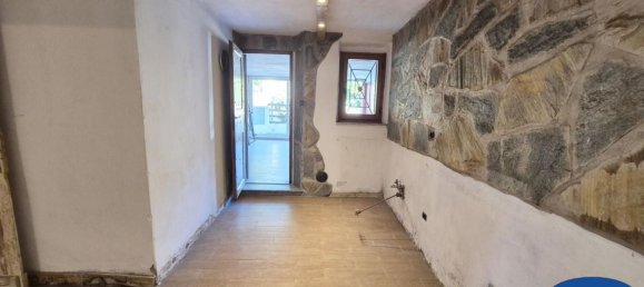 8 rooms House in Camaiore, Italy No. 51750 11