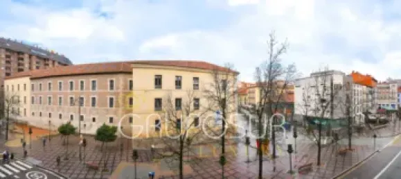 4 bedrooms Apartment in Valladolid, Spain No. 96178 16