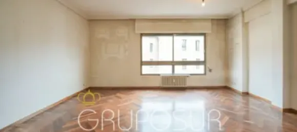 4 bedrooms Apartment in Valladolid, Spain No. 96178 14