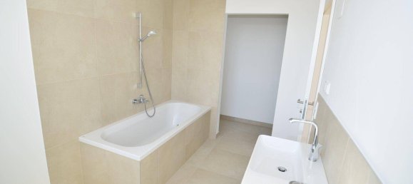 Квартира с 2 комнатами в Маргаретен, Австрия № 227948 2