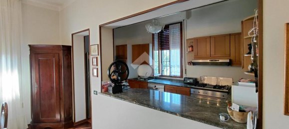 4 bedrooms Villa in Fiesse, Italy No. 353065 6