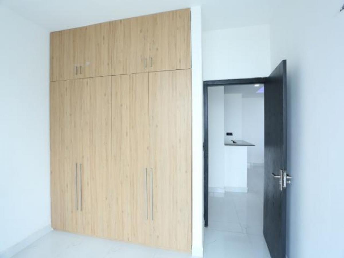 3 bedrooms House in Hyderabad, India No. 64832