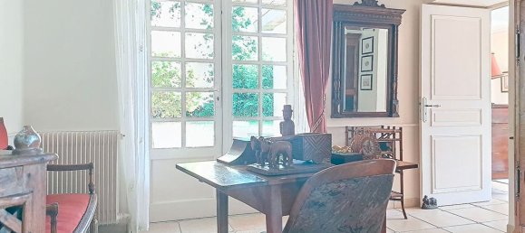 Casa de 4 dormitorios en Amboise, France No. 262406 5