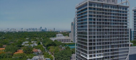 3 dormitorios propiedad comercial en venta en Miami, Miami-Dade, Florida, USA № 614944 19