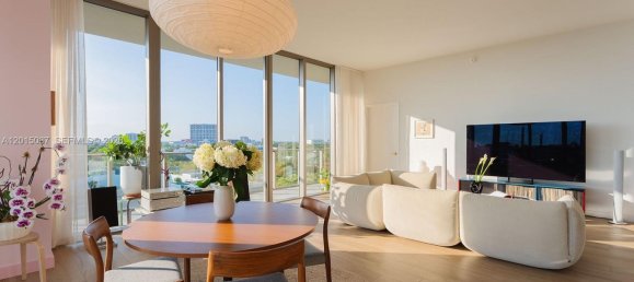 3 dormitorios propiedad comercial en venta en Miami, Miami-Dade, Florida, USA № 614944 22