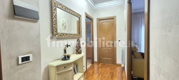 2 Schlafzimmer Wohnung in Rome, Italy, Nr. 320175 9